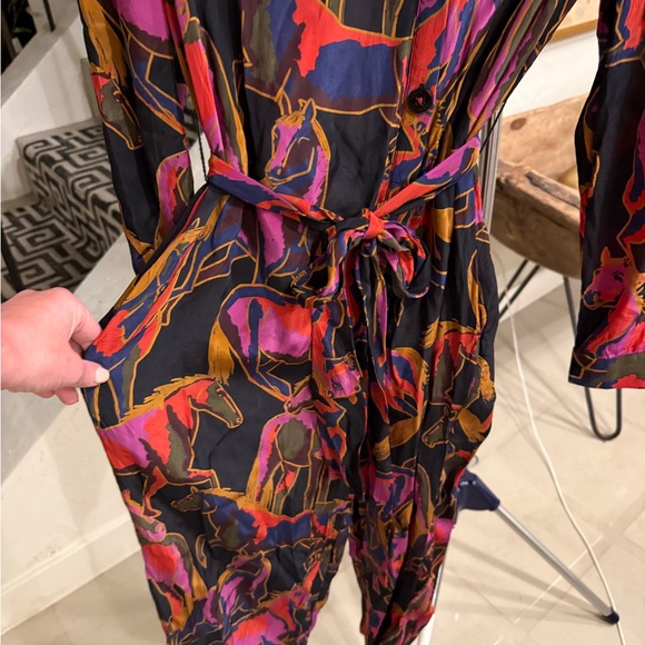 Farm Rio Wild Horses Viscose Jumpsuit Unique Print, Lightweight & Flowy Size S - Picture 5 of 16